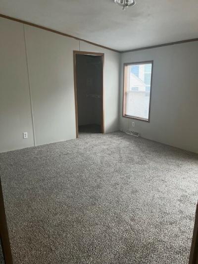 Photo 5 of 8 of home located at 1641 Sherwood Monroe, MI 48161
