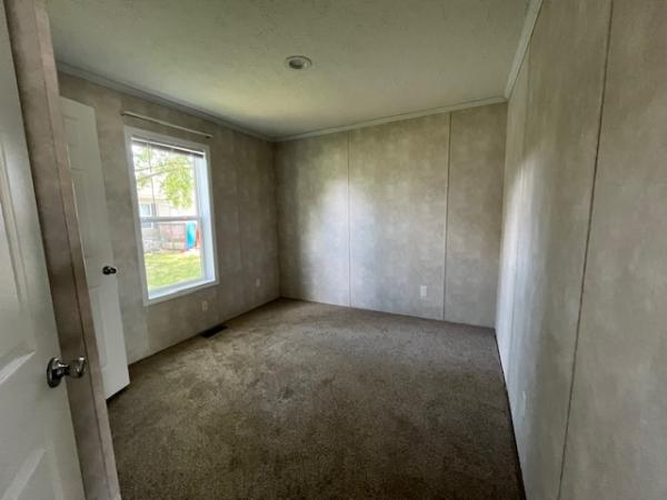 2021 FAIRMONT HOMES 430IN28483A  Home