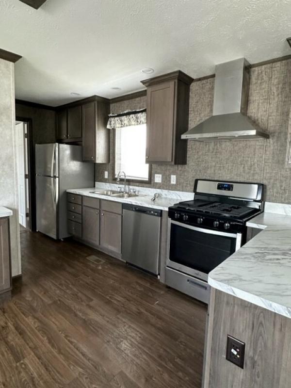 2022 Fairmont 207 430IN28483A  Home