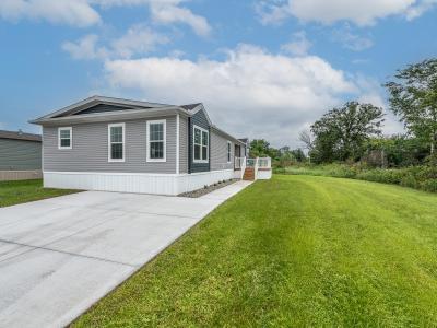 Mobile Home at 27484 Oregon Road Lot 201 Perrysburg, OH 43551