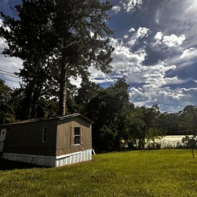 Photo 4 of 7 of home located at 150 English Lane Thomasville, GA 31792