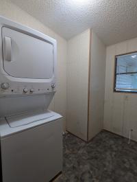 1990 FLEETWOOD SUNCREST Mobile Home