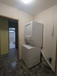 1990 FLEETWOOD SUNCREST Mobile Home