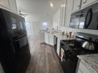 2023 51BBK18522AH23  Home
