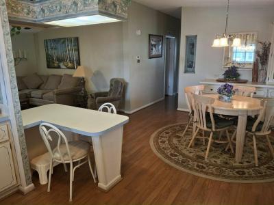 Photo 4 of 20 of home located at 41227 Whitmer Dr Zephyrhills, FL 33540
