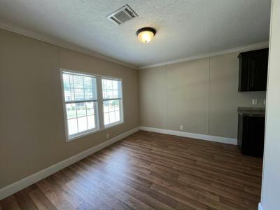 Photo 5 of 12 of home located at 116 Millwood Road Leesburg, FL 34788