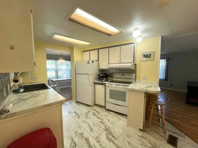 Photo 4 of 20 of home located at 144 Hibiscus Drive Leesburg, FL 34788