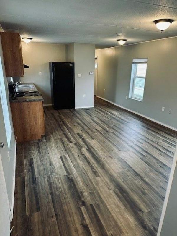 Photo 1 of 2 of home located at 1632 Fallcreek Dr. Lot 1632Fc Mishawaka, IN 46544