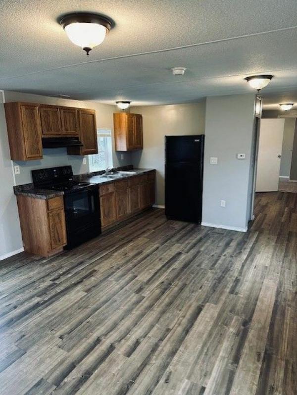 2003 Four Seasons Housing Fortress Mobile Home