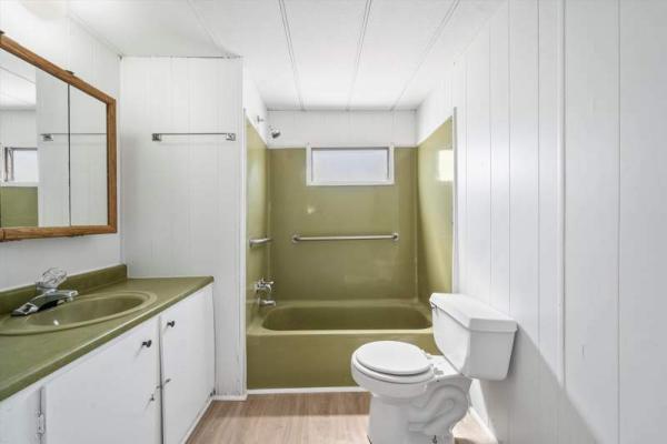 1972 Woodland Manufactured Home