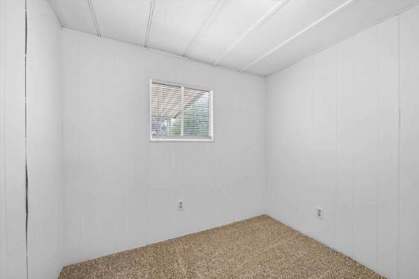 1972 Woodland Manufactured Home