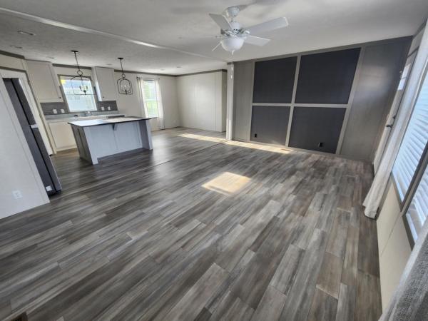2025 Clayton 5228-5785 Pulse  Home