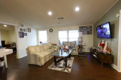 Photo 5 of 11 of home located at 2003 NW 21st St. #353 Boynton Beach, FL 33436