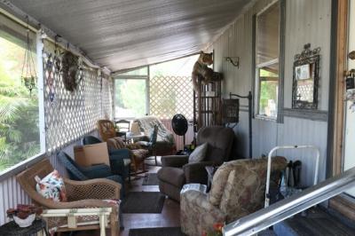 Photo 3 of 12 of home located at 2207 NW 27th Ave Lot 39 Boynton Beach, FL 33436
