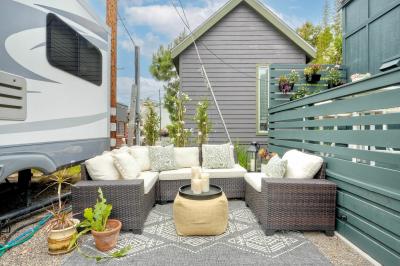 Photo 4 of 8 of home located at 1549 N Vulcan Ave 18 Encinitas, CA 92024