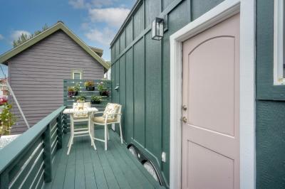 Photo 5 of 8 of home located at 1549 N Vulcan Ave 18 Encinitas, CA 92024