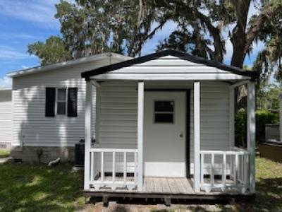 Photo 4 of 25 of home located at 105 Valley Drive De Leon Springs, FL 32130