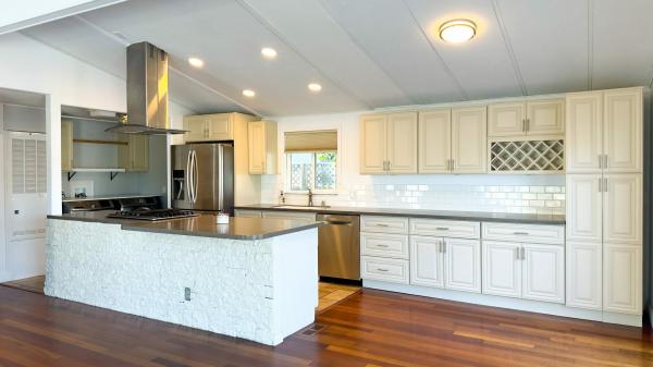 1987 Golden West Homes SEACLIFF  Home