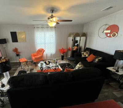 Photo 2 of 27 of home located at 410 Cobalt Ave Lakeland, FL 33815