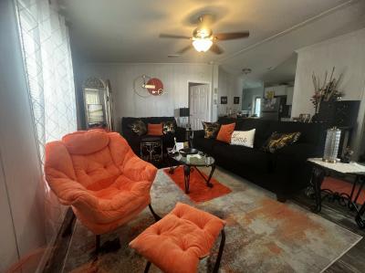 Photo 3 of 27 of home located at 410 Cobalt Ave Lakeland, FL 33815