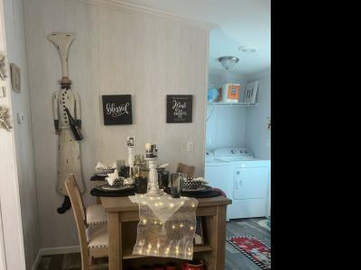 Photo 5 of 27 of home located at 410 Cobalt Ave Lakeland, FL 33815