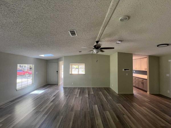 1992 Palm Harbor Manufactured Home