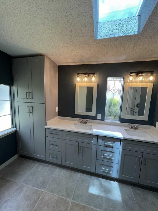 1992 Palm Harbor Manufactured Home