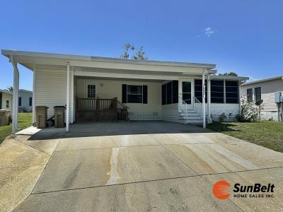Photo 2 of 22 of home located at 4542 Skyline Drive Leesburg, FL 34748