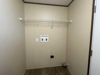 Photo 3 of 6 of home located at 414 Shady Brook Height Greenwood, IN 46142