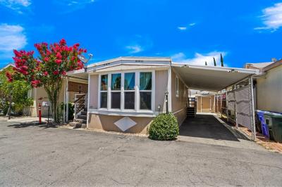 Photo 2 of 13 of home located at 18145 Soledad Canyon Rd, Spc 12 Canyon Country, CA 91351