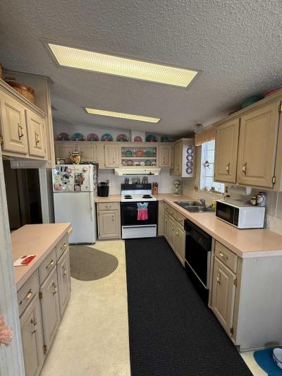 Photo 5 of 20 of home located at 5601 Duncan Road #9 Punta Gorda, FL 33982