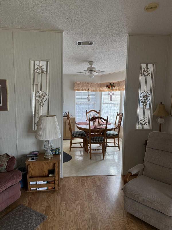 1993 Fleetwood Glenbrook Mobile Home
