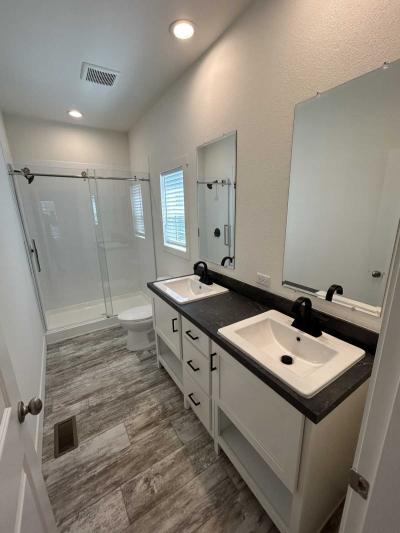 Photo 5 of 33 of home located at 3050 West Ball Rd. #152 Anaheim, CA 92804
