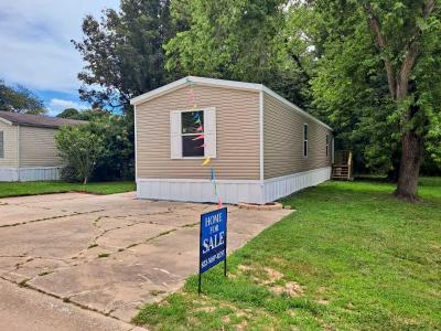 Mobile Home at 87 Deerwood Park Centralia, IL 62801