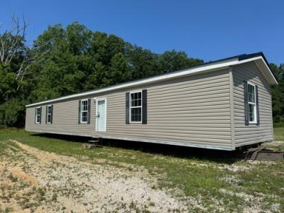 Mobile Home at 5135 Flemingsburg Rd Morehead, KY 40351