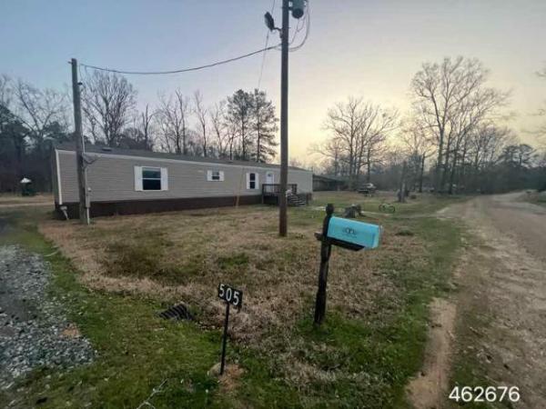 Photo 1 of 2 of home located at Country Village Mfd Homes Inc 6100 Highway 165 Byp Monroe, LA 71202