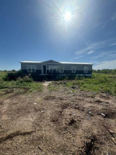 Mobile Home at 21900 S Rayl Rd Haven, KS 67543