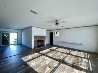 Mobile Home at 100 N Magnolia Ave La Villa, TX 78562