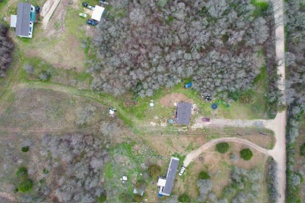 Photo 1 of 2 of home located at 1204 Lcr 406 Groesbeck, TX 76642