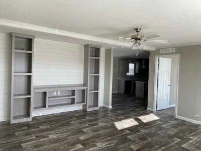 Photo 2 of 6 of home located at 129 Jaguar Dr Georgetown, TX 78626