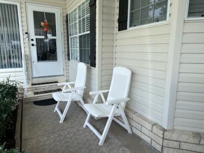 Photo 4 of 13 of home located at 350 Kingslake Drive Debary, FL 32713