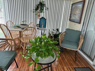 Photo 5 of 13 of home located at 350 Kingslake Drive Debary, FL 32713