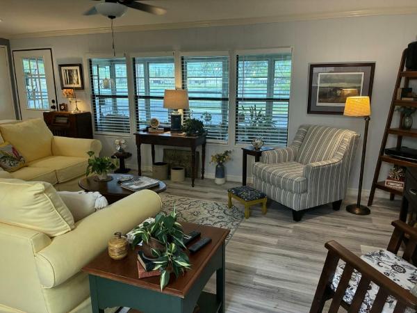 1986 HS Fuqua Manufactured Home