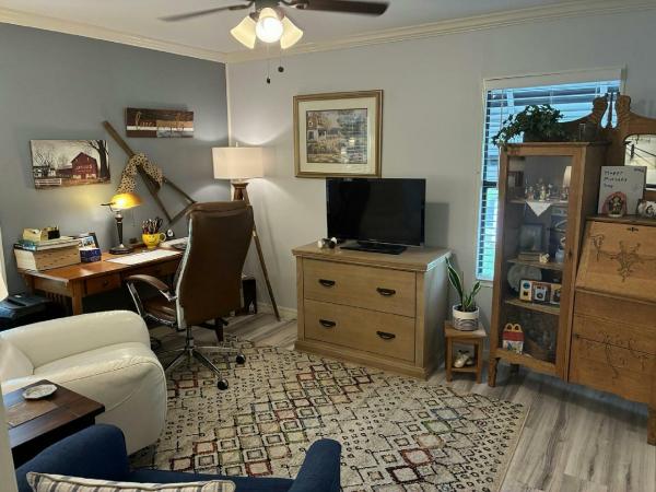 1986 HS Fuqua Manufactured Home