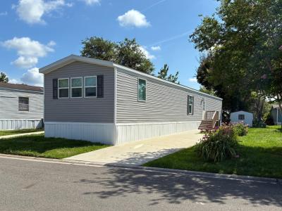 Photo 2 of 18 of home located at 10960 Beach Blvd., #583 Jacksonville, FL 32246
