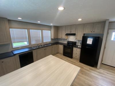 Photo 4 of 18 of home located at 10960 Beach Blvd., #583 Jacksonville, FL 32246
