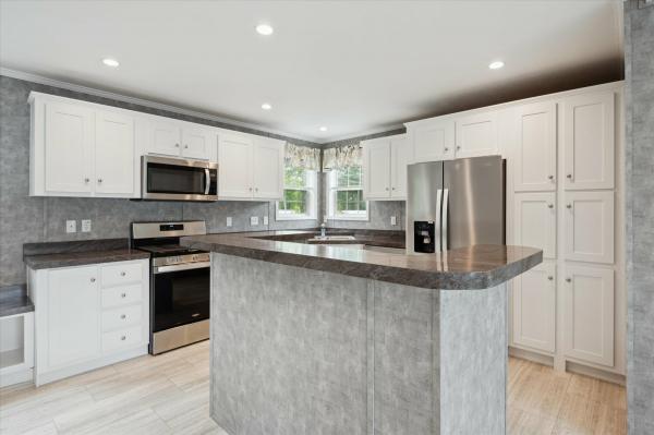 2025 Redman Homes 158 NWD-A-24405  Home