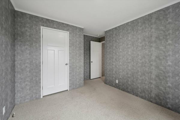 2025 Redman Homes 158 NWD-A-24405  Home