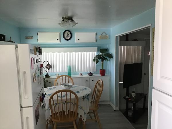 1984 TV tv Mobile Home