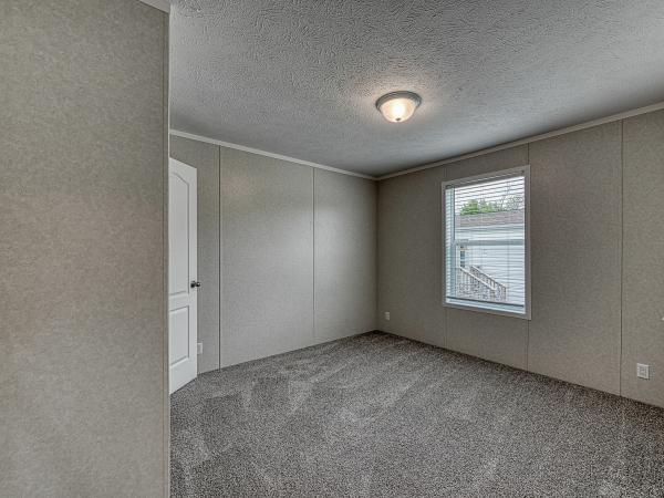 2023 Clayton 375 95PLH28604BH23  Home